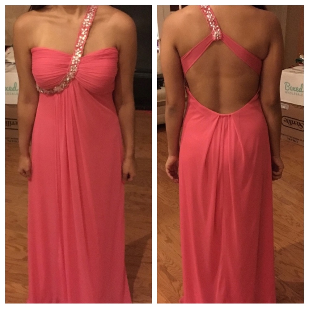XSCAPE coral evening prom gown
